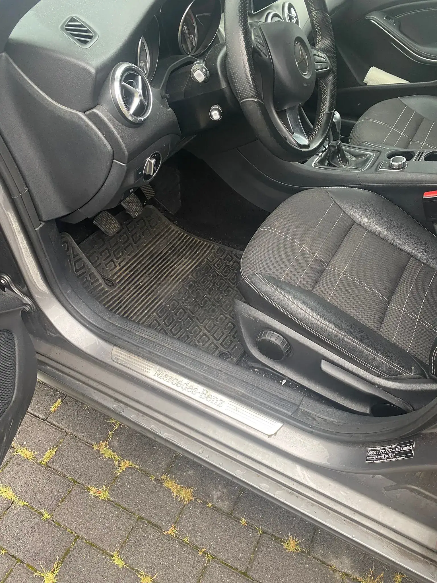 Mercedes CLA : avant nettoyage par Letzy Clean